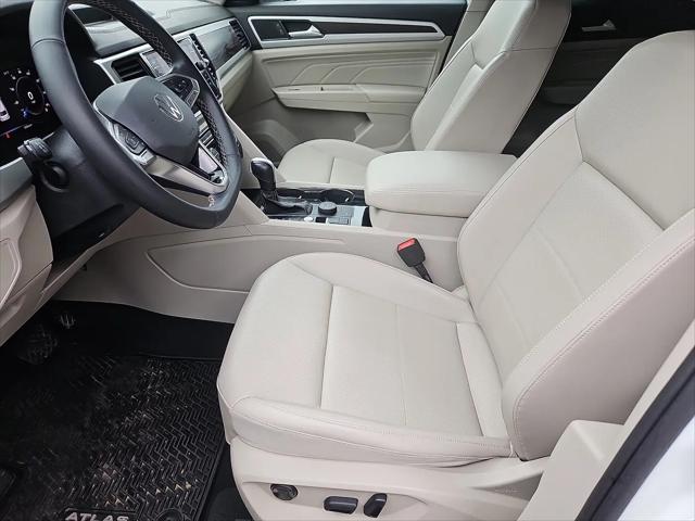 2022 Volkswagen Atlas 2.0T SE w/Technology