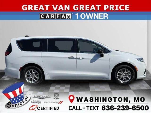 2024 Chrysler Pacifica Touring L for sale in Washington, MO