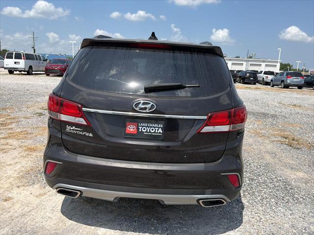 2017 Hyundai Santa Fe SE - Photo 4