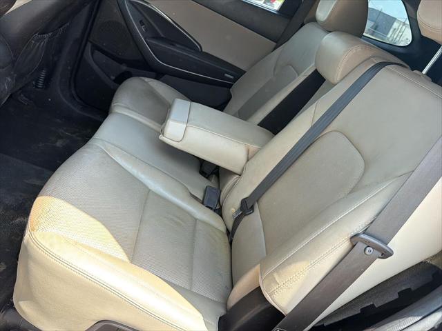 2017 Hyundai Santa Fe SE - Photo 10