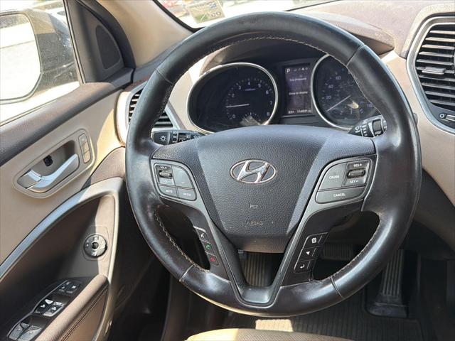 2017 Hyundai Santa Fe SE - Photo 14