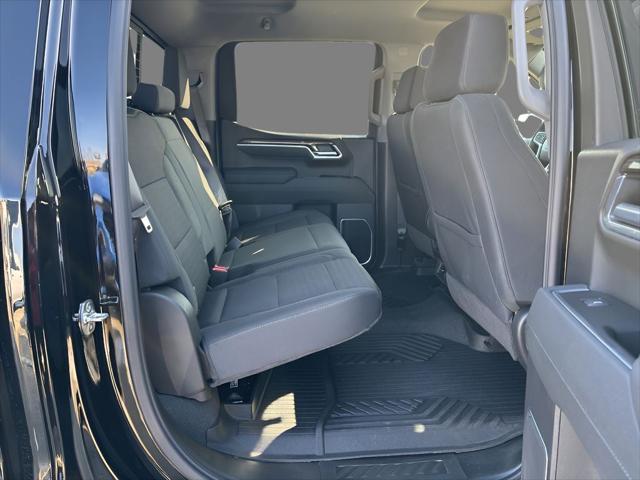 2026 Chevrolet Silverado 1500 4WD Crew Cab Standard Bed LT