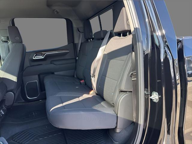 2026 Chevrolet Silverado 1500 4WD Crew Cab Standard Bed LT