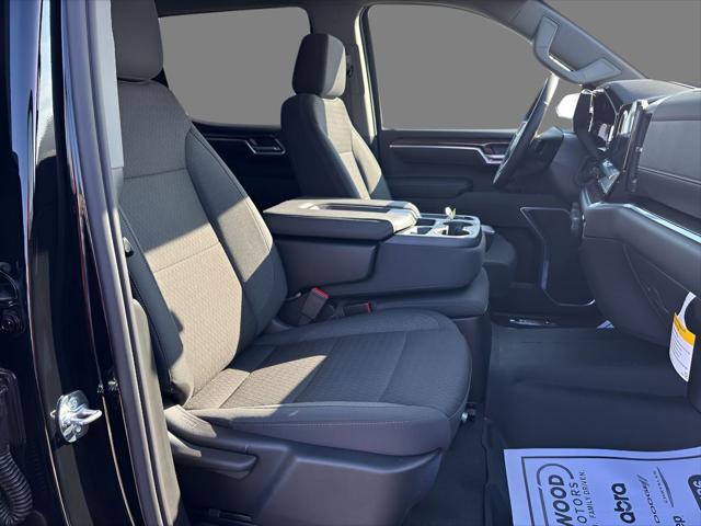 2026 Chevrolet Silverado 1500 4WD Crew Cab Standard Bed LT