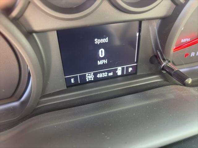 2026 Chevrolet Silverado 1500 4WD Crew Cab Short Bed Custom Trail Boss
