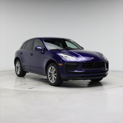 2025 Porsche Macan T