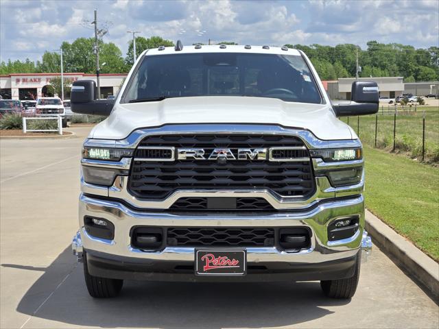 2026 RAM Ram 3500 RAM 3500 TRADESMAN CREW CAB 4X4 8 BOX
