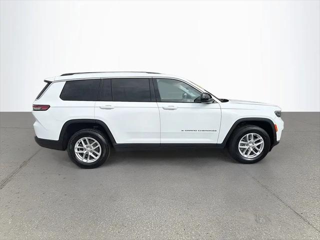 2023 Jeep Grand Cherokee L Laredo 4x2
