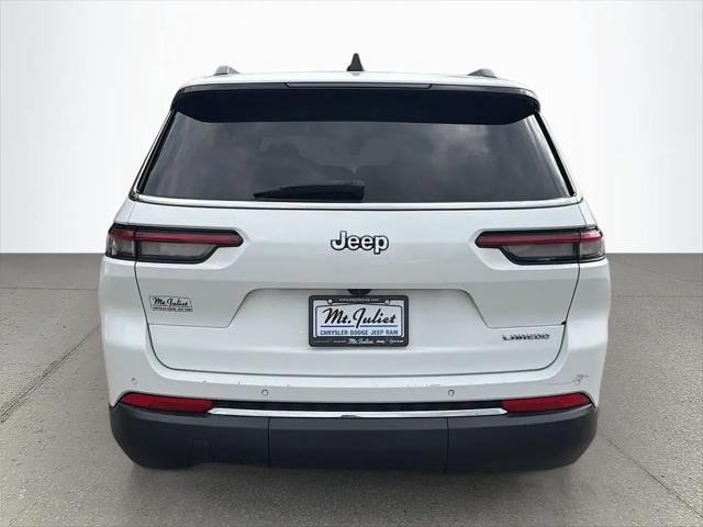 2023 Jeep Grand Cherokee L Laredo 4x2