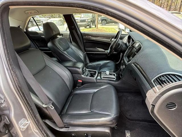 2015 Chrysler 300 Limited