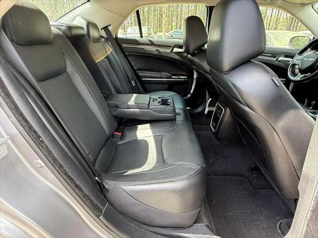 2015 Chrysler 300 Limited