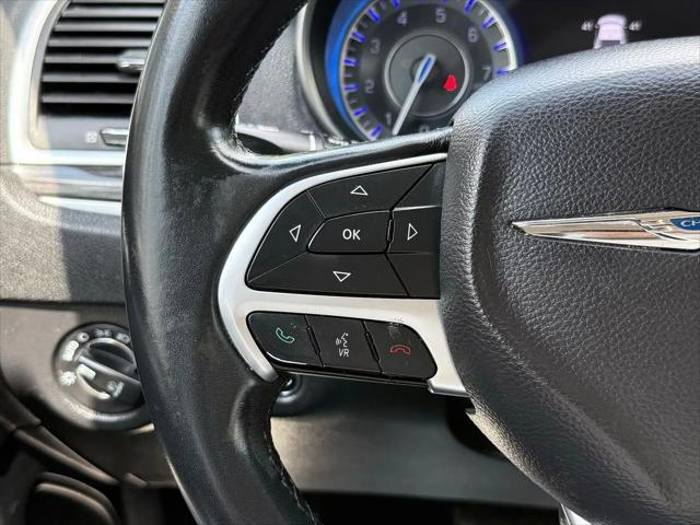 2015 Chrysler 300 Limited
