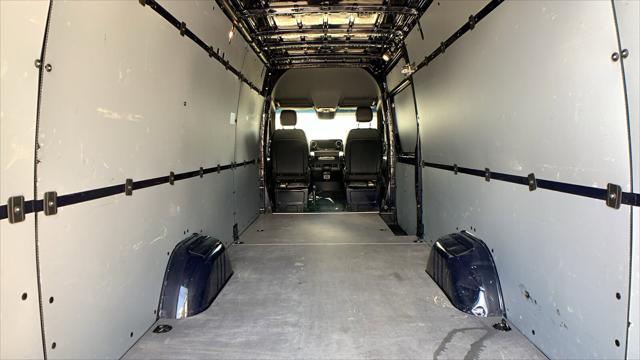2023 Mercedes-Benz Sprinter 2500 High Roof 4-Cyl Diesel HO