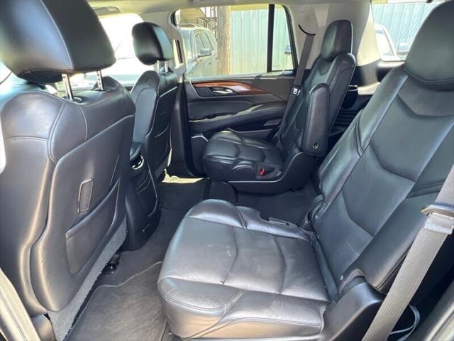 2019 Cadillac Escalade Luxury