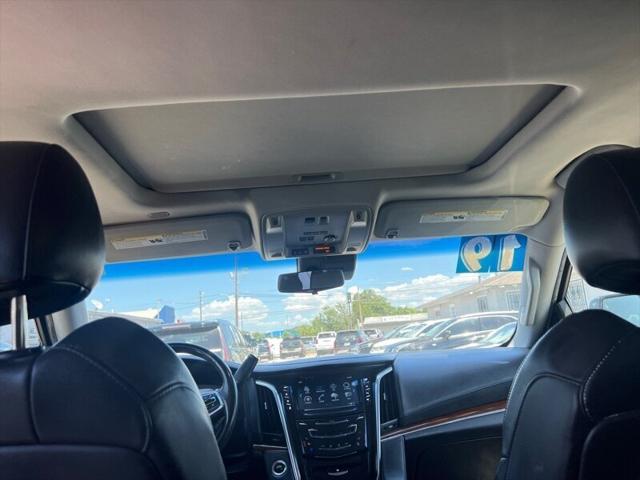 2019 Cadillac Escalade Luxury