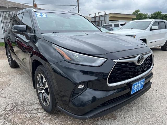 2022 Toyota Highlander XLE for sale in Coos Bay, OR