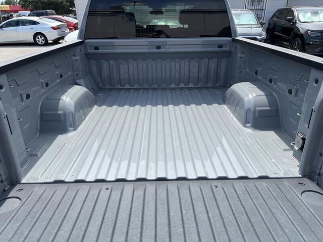 2024 Chevrolet Silverado 1500 2WD Crew Cab Short Bed LT