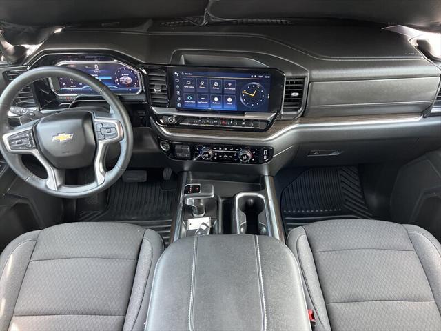 2024 Chevrolet Silverado 1500 2WD Crew Cab Short Bed LT