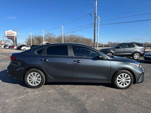 2022 Kia Forte FE