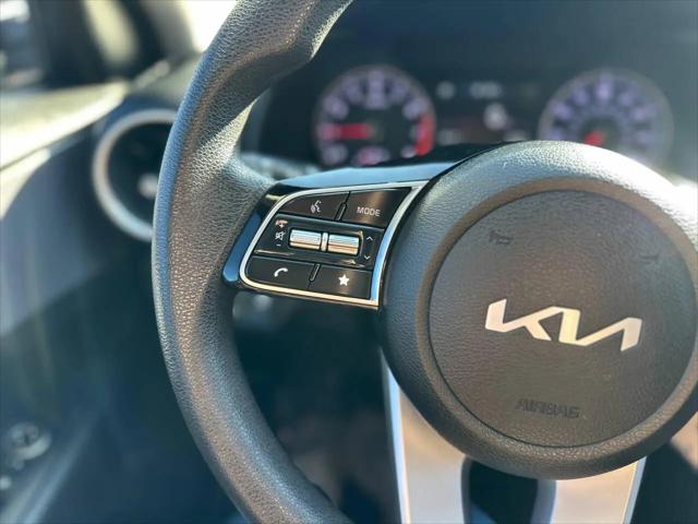 2022 Kia Forte FE