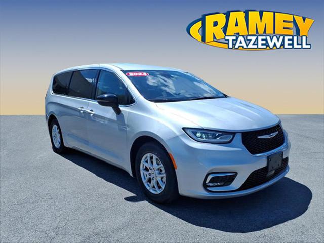 2024 Chrysler Pacifica Touring L 2024 Chrysler Pacifica Touring L