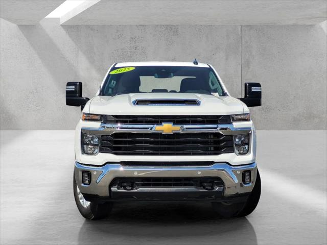 2025 Chevrolet Silverado 2500HD 4WD Crew Cab Standard Bed LT