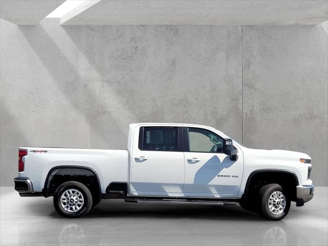 2025 Chevrolet Silverado 2500HD 4WD Crew Cab Standard Bed LT