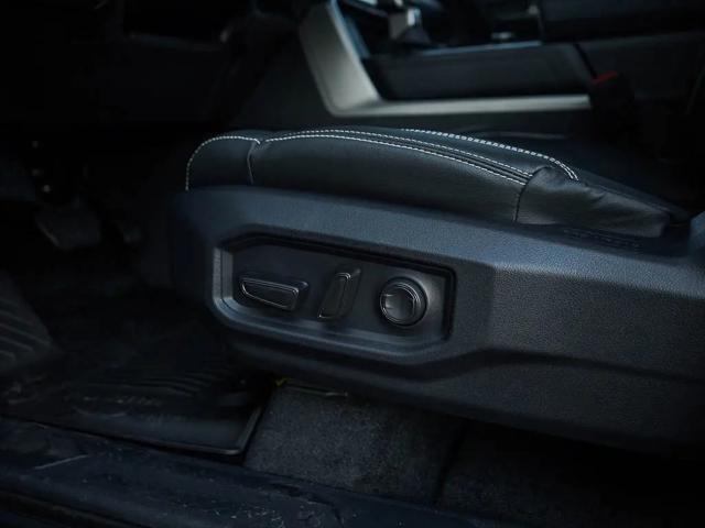 2026 Toyota Tundra SR5 CrewMax 5.5' Bed