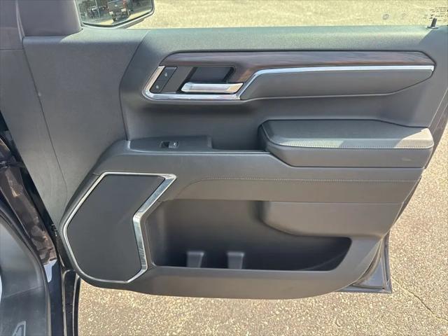 2024 GMC Sierra 1500 4WD Crew Cab Short Box SLT