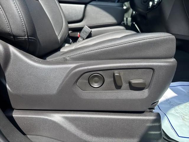 2024 GMC Sierra 1500 4WD Crew Cab Short Box SLT