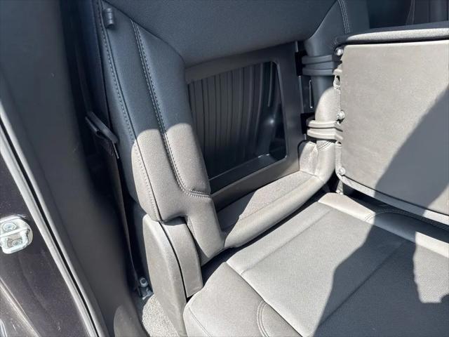 2024 GMC Sierra 1500 4WD Crew Cab Short Box SLT