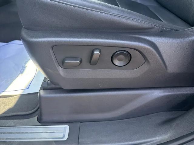 2024 GMC Sierra 1500 4WD Crew Cab Short Box SLT