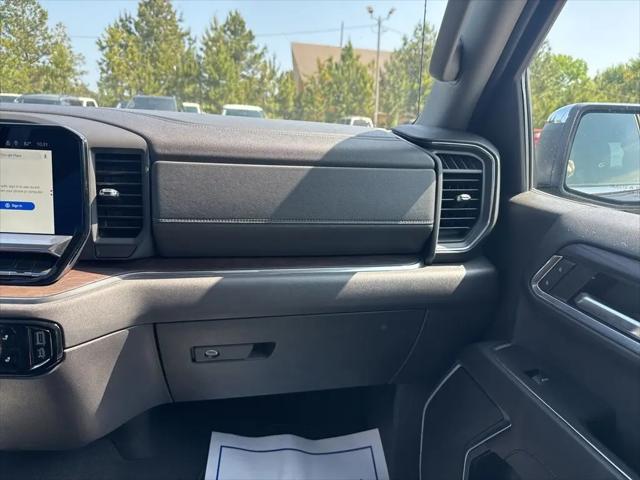 2024 GMC Sierra 1500 4WD Crew Cab Short Box SLT
