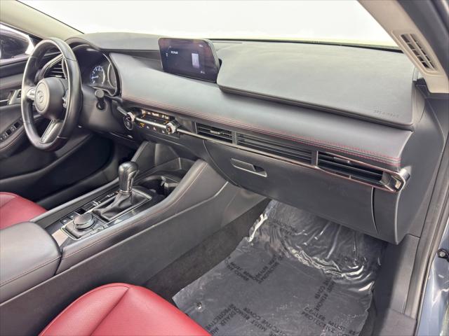 2023 Mazda Mazda3 2.5 S Carbon Edition