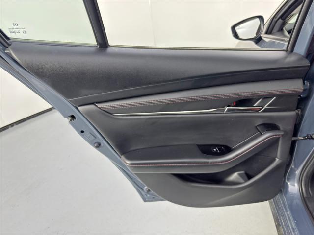2023 Mazda Mazda3 2.5 S Carbon Edition