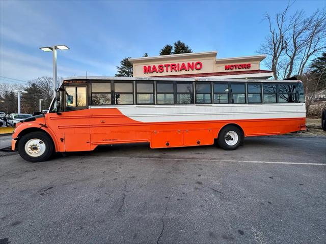 2009 Freightliner B2 Bus Chassis FREIGHTLINER SHUTTLE BUS ONLY 74K MILES