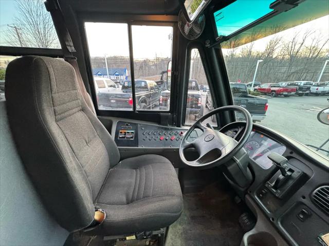 2009 Freightliner B2 Bus Chassis FREIGHTLINER SHUTTLE BUS ONLY 74K MILES