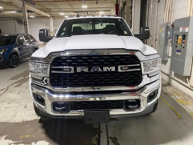 2024 Ram 4500 Chassis Tradesman/SLT