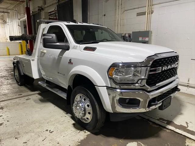 2024 Ram 4500 Chassis Tradesman/SLT