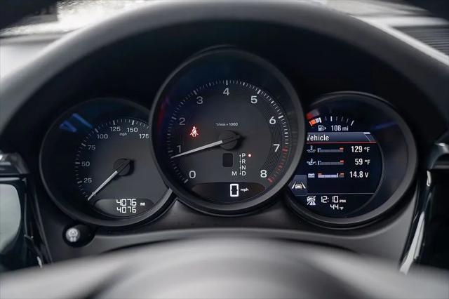 2026 Porsche Macan Macan