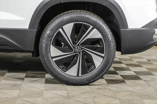 2026 Volkswagen Taos SE