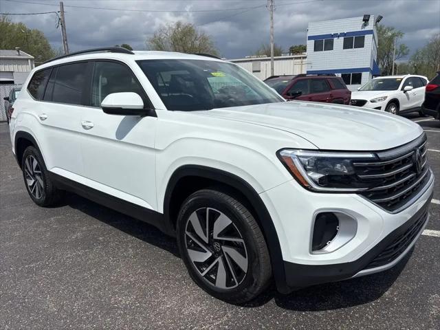 2025 Volkswagen Atlas 2.0T SE w/Technology for sale in Louisville, KY