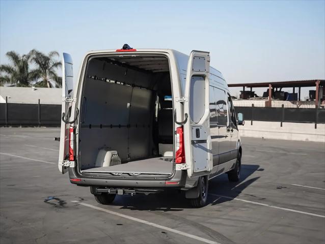 2026 Mercedes-Benz Sprinter 2500 High Roof 4-Cyl Diesel