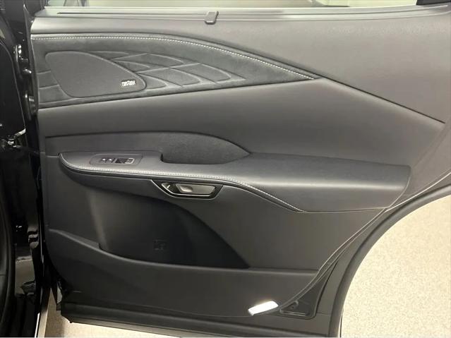 2026 Lexus RX 450h+ Luxury