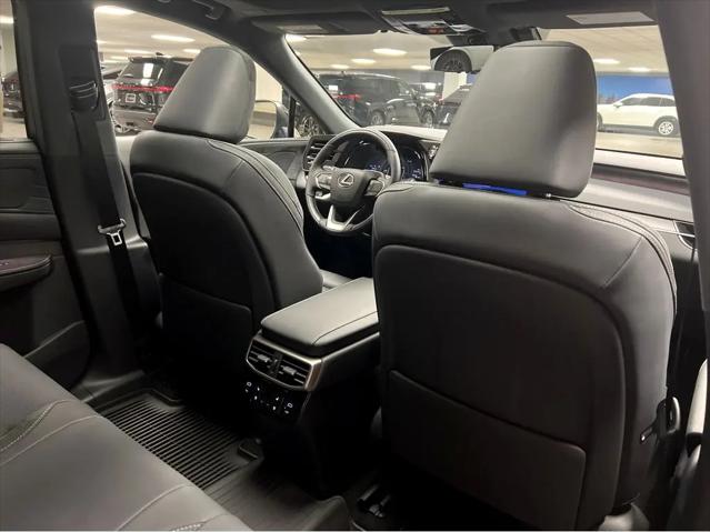 2026 Lexus RX 450h+ Luxury