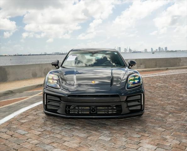 2024 Porsche Panamera 4