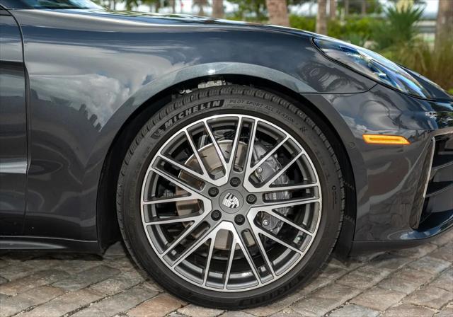 2024 Porsche Panamera 4