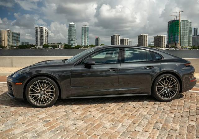 2024 Porsche Panamera 4