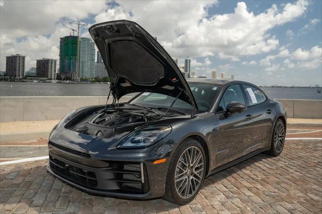 2024 Porsche Panamera 4