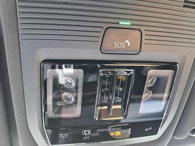 2026 Volkswagen Atlas Cross Sport SE with Technology